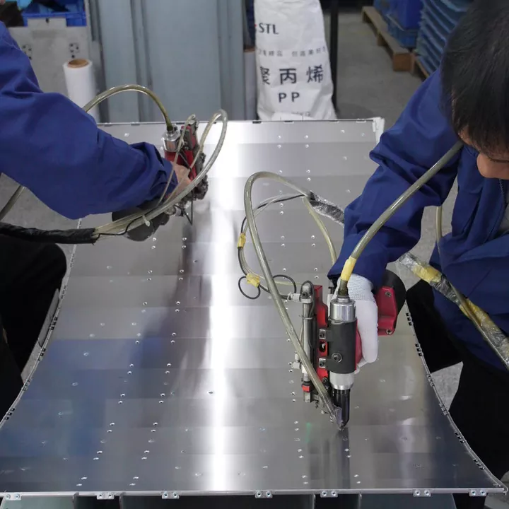 현대 디스플레이 장비의 발전과 함께 LCD 모니터 판금은 어떻게 진화하고 있습니까?